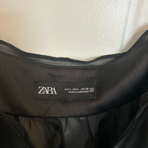 Zara Sleek Elegant Black silk Sheer Blouse Large - Picture 4 of 5